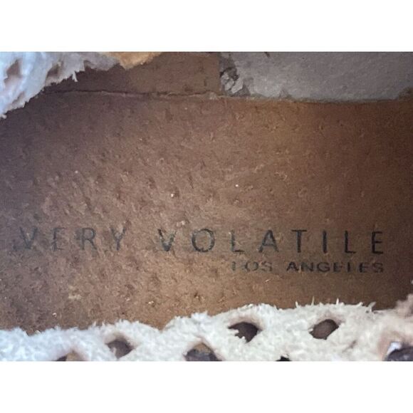 VERY VOLATILE Western Brown Genuine Leather Boots for Women Size 7 Great - Picture 9 of 10